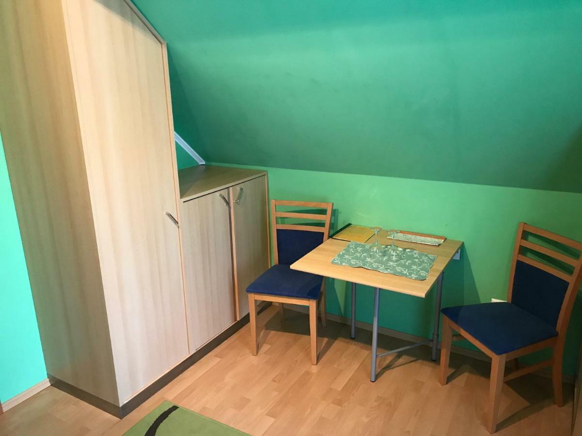 Homestay Gaestehaus Lindenhof
